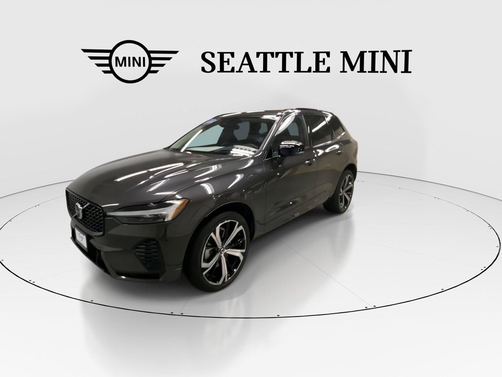 Used 2023 Volvo XC60 T8 Ultimate w/ Protection Package Premier AWD/4WD image 5