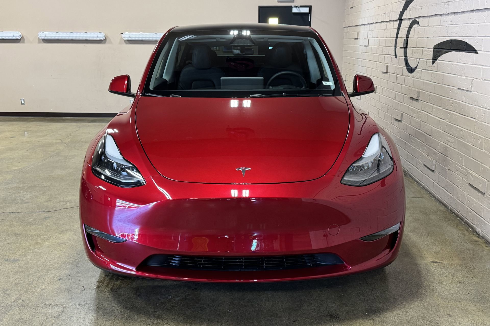 Used 2024 Tesla Model Y Long Range AWD/4WD image 8