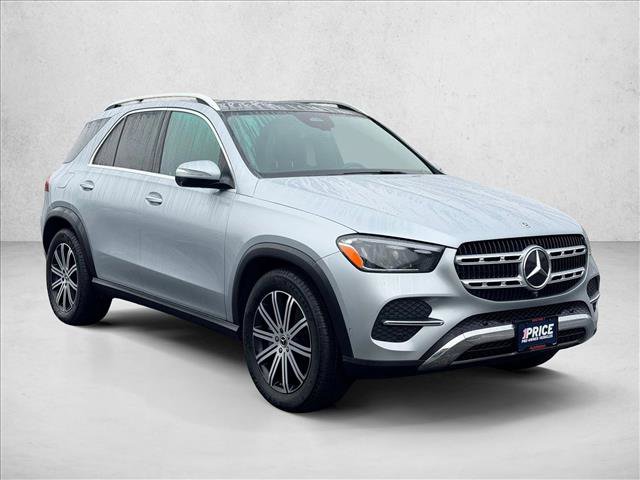 Used 2025 Mercedes-Benz GLE 350 4MATIC w/ Winter Package image 3