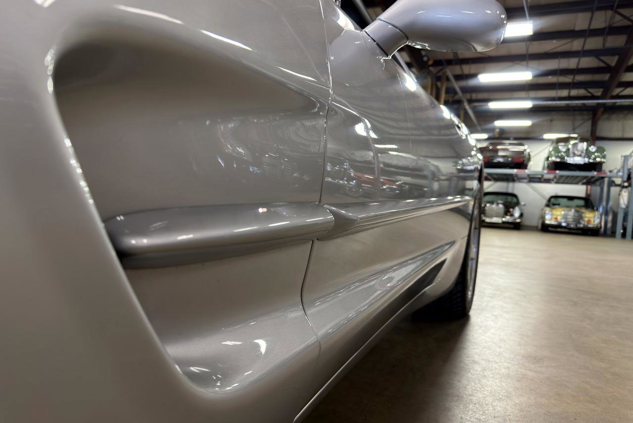 Used 1997 Chevrolet Corvette Coupe w/ Memory Pkg RWD image 55