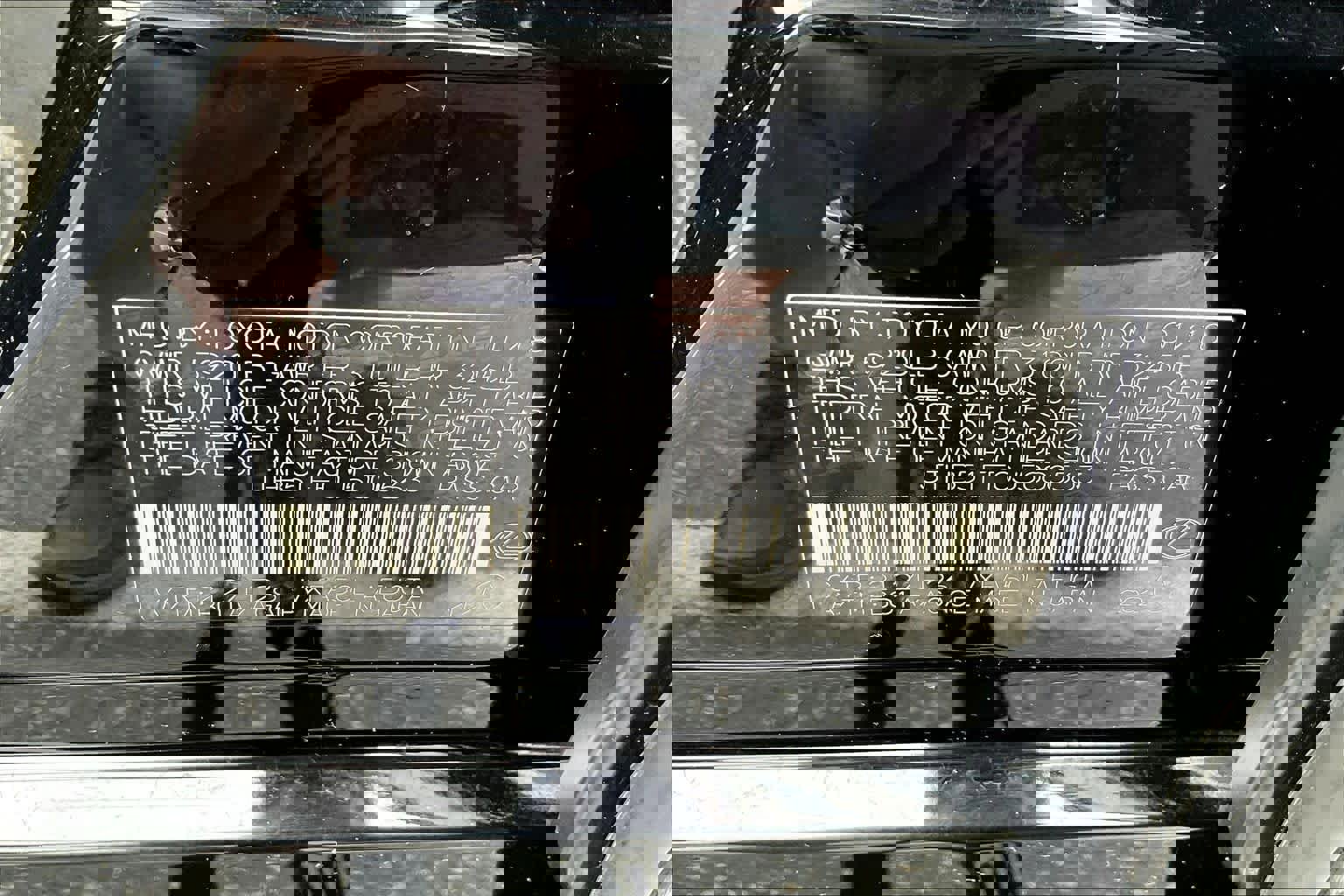 Used 2018 Lexus LS 500 F Sport w/ Accessory Package (Z2) image 33