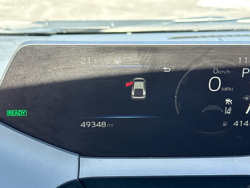 Used 2024 Toyota Prius LE image 32