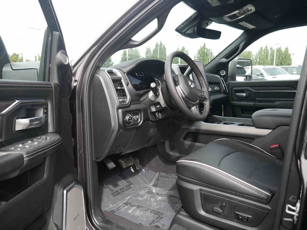 New 2026 RAM 3500 Laramie image 37