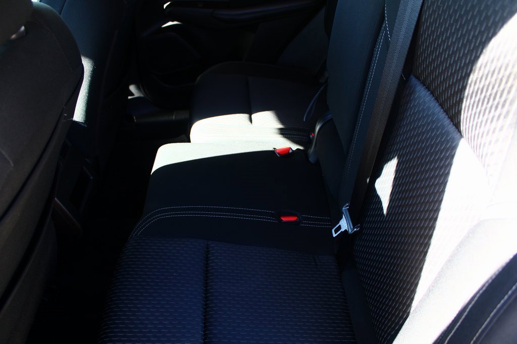 Used 2024 Mitsubishi Outlander ES image 11