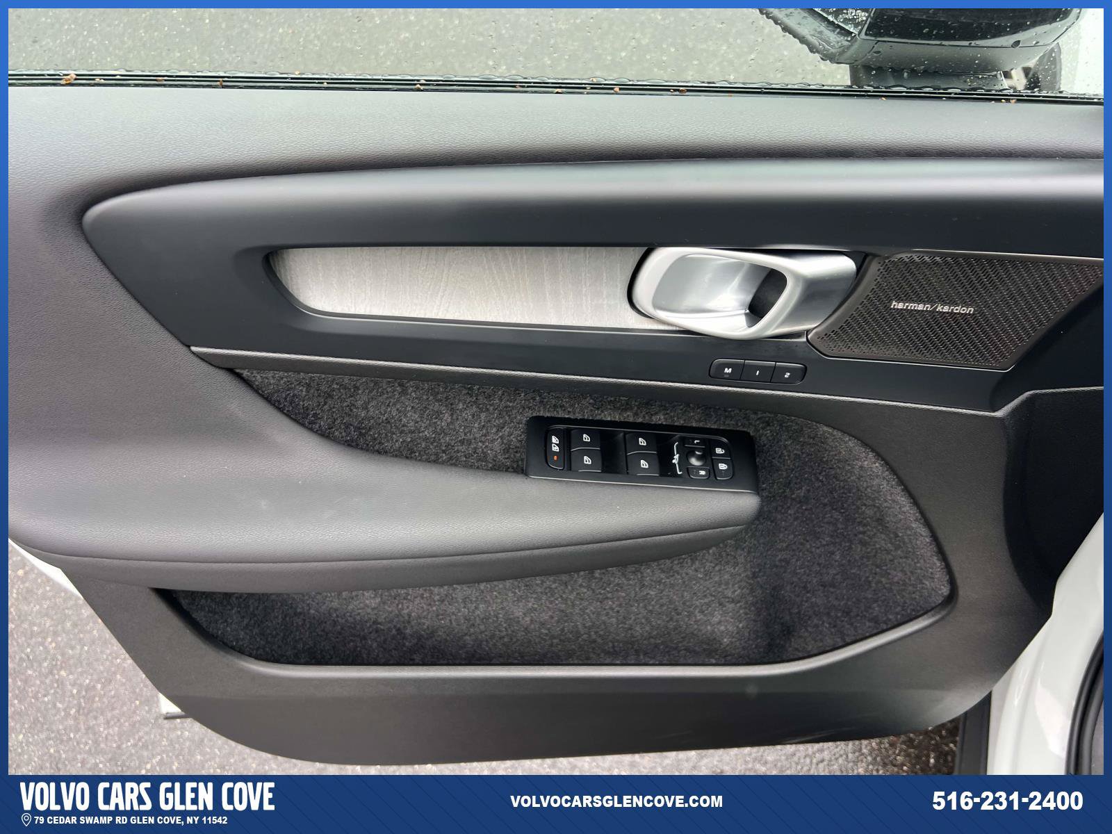 Used 2026 Volvo XC40 B5 Ultra w/ Climate Package AWD/4WD image 15