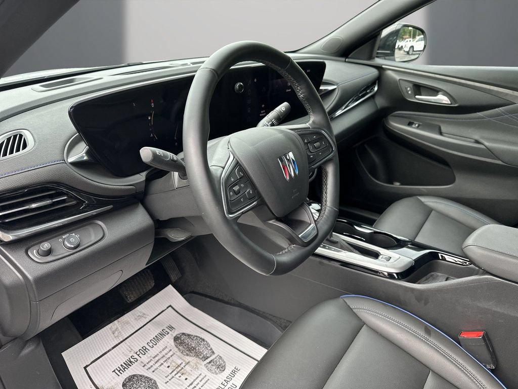 Used 2024 Buick Envista Sport Touring w/ Convenience I Package FWD image 14