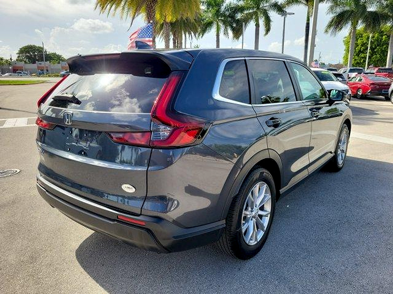 Used 2025 Honda CR-V EX image 5