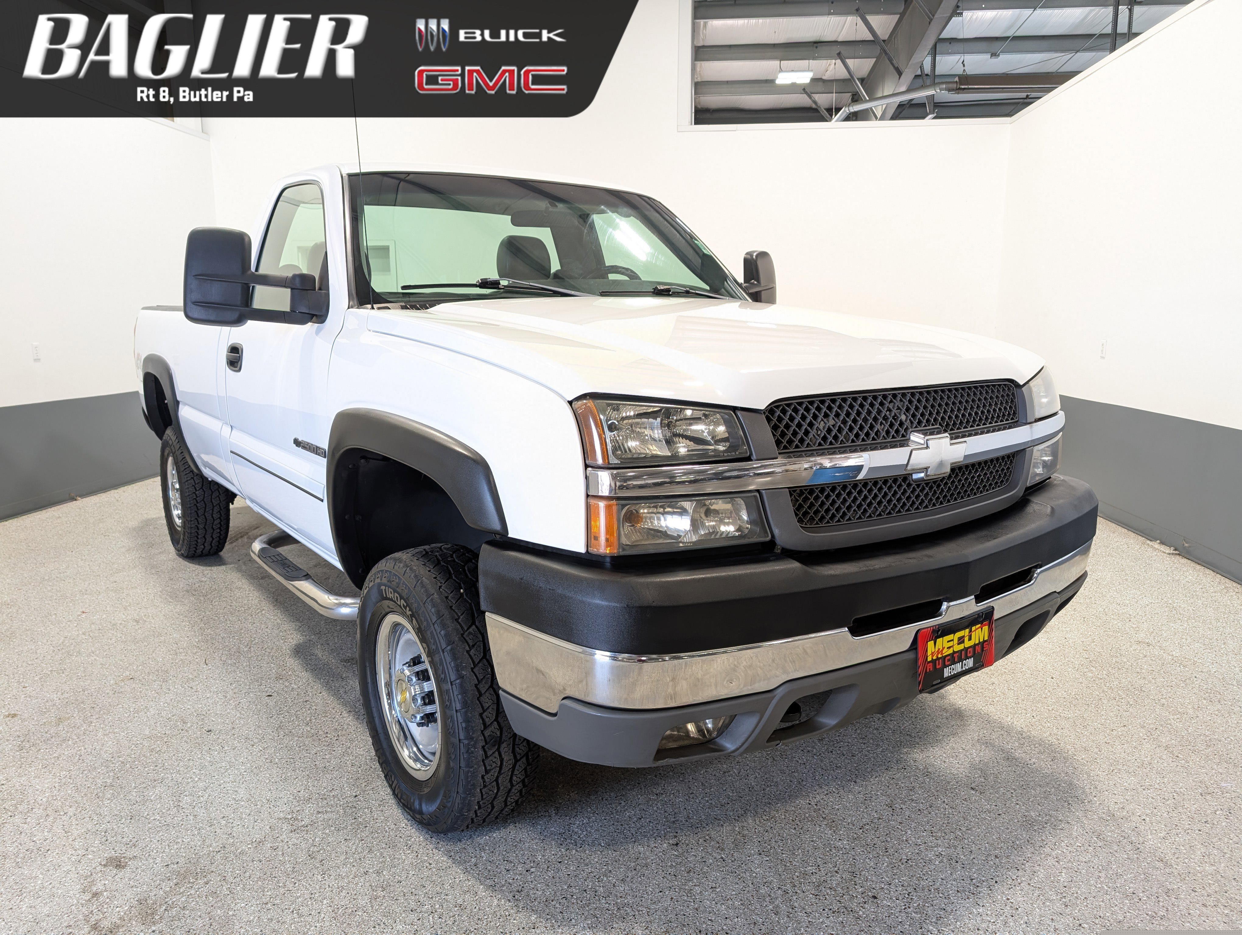 Used 2003 Chevrolet Silverado 2500 4x4 Regular Cab w/ Snow Plow Prep Package video 1