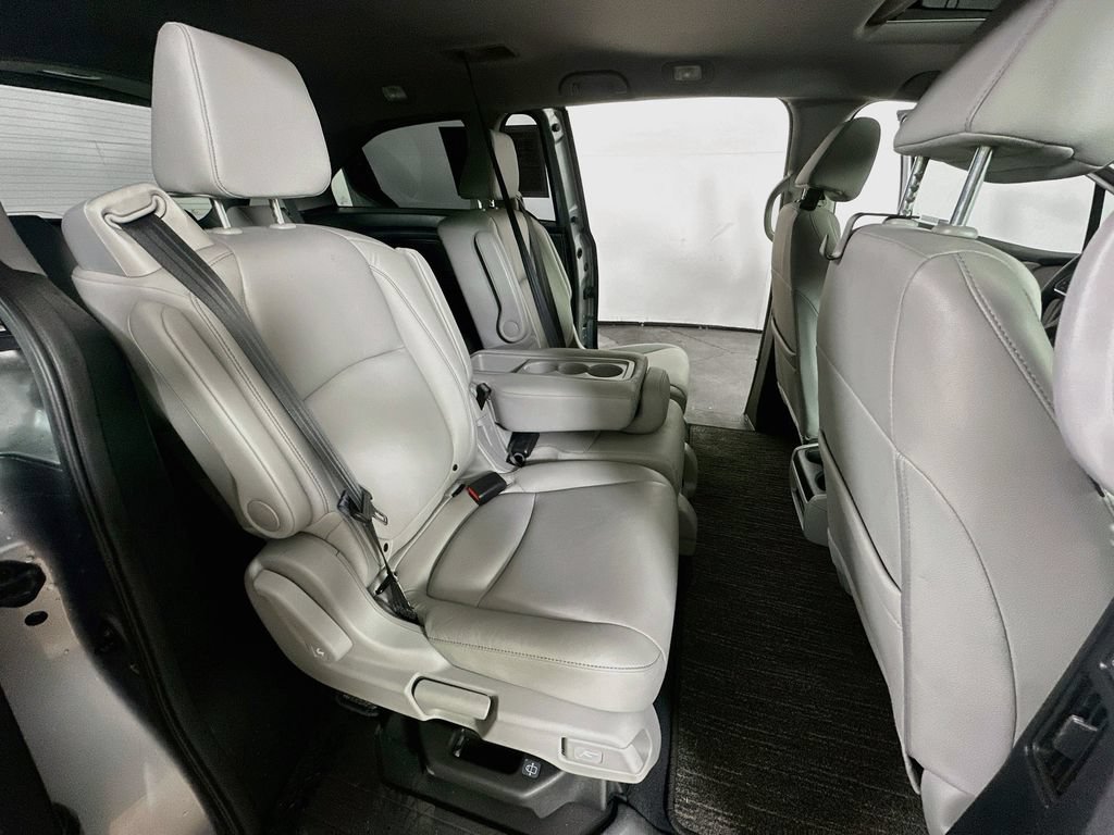Used 2021 Honda Odyssey EX-L image 12