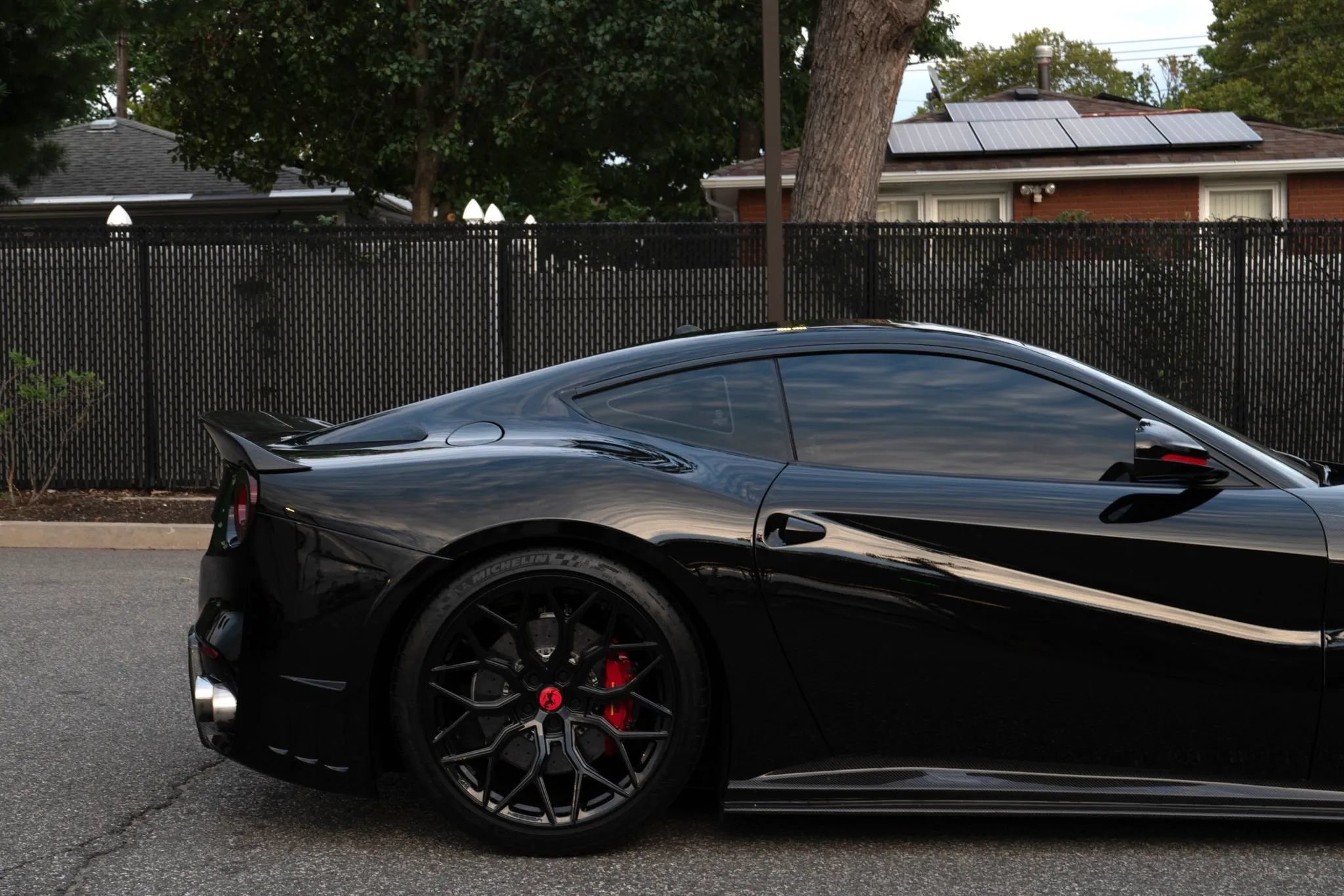 Used 2015 Ferrari F12 Berlinetta RWD image 38