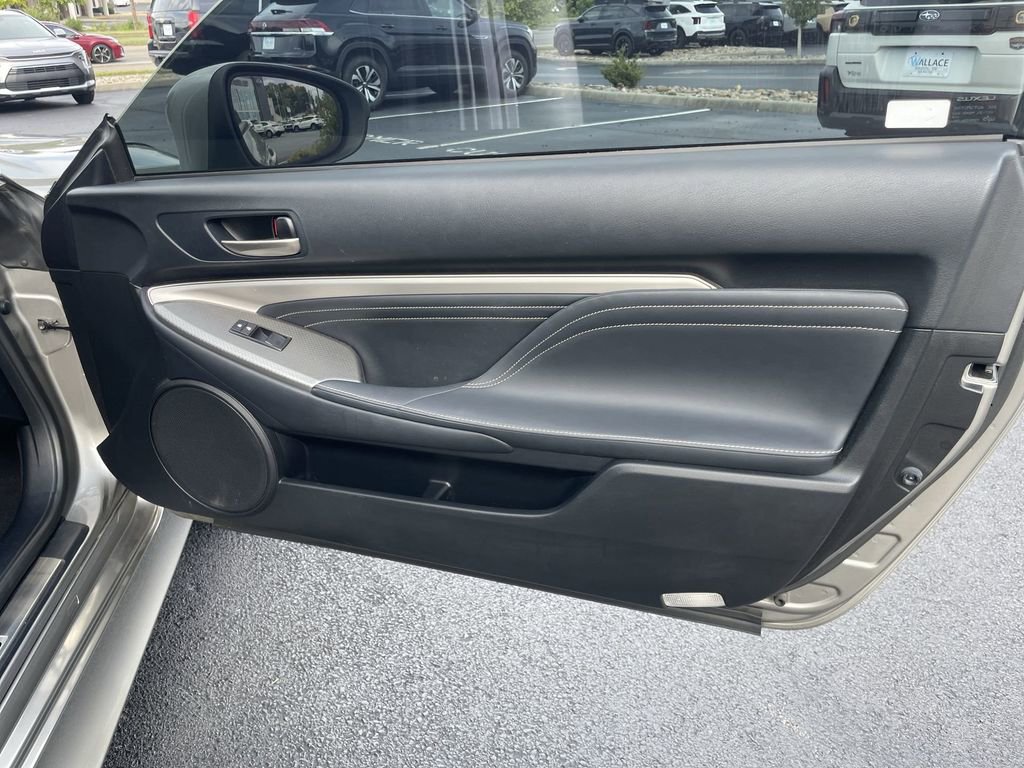 Used 2016 Lexus RC 200t RWD image 22