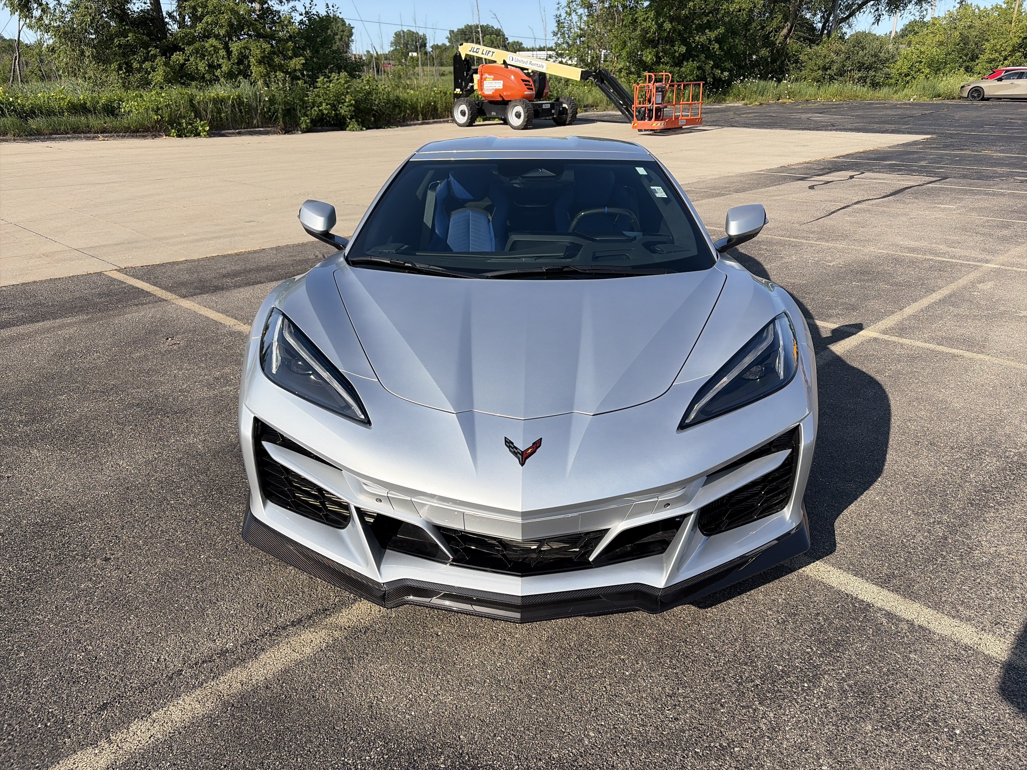 Used 2026 Chevrolet Corvette E-Ray AWD/4WD image 2