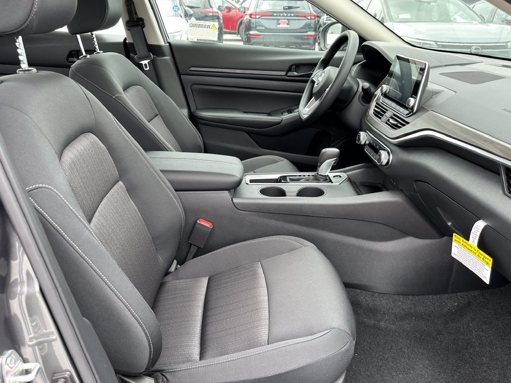 New 2026 Nissan Altima 2.5 SV FWD image 16