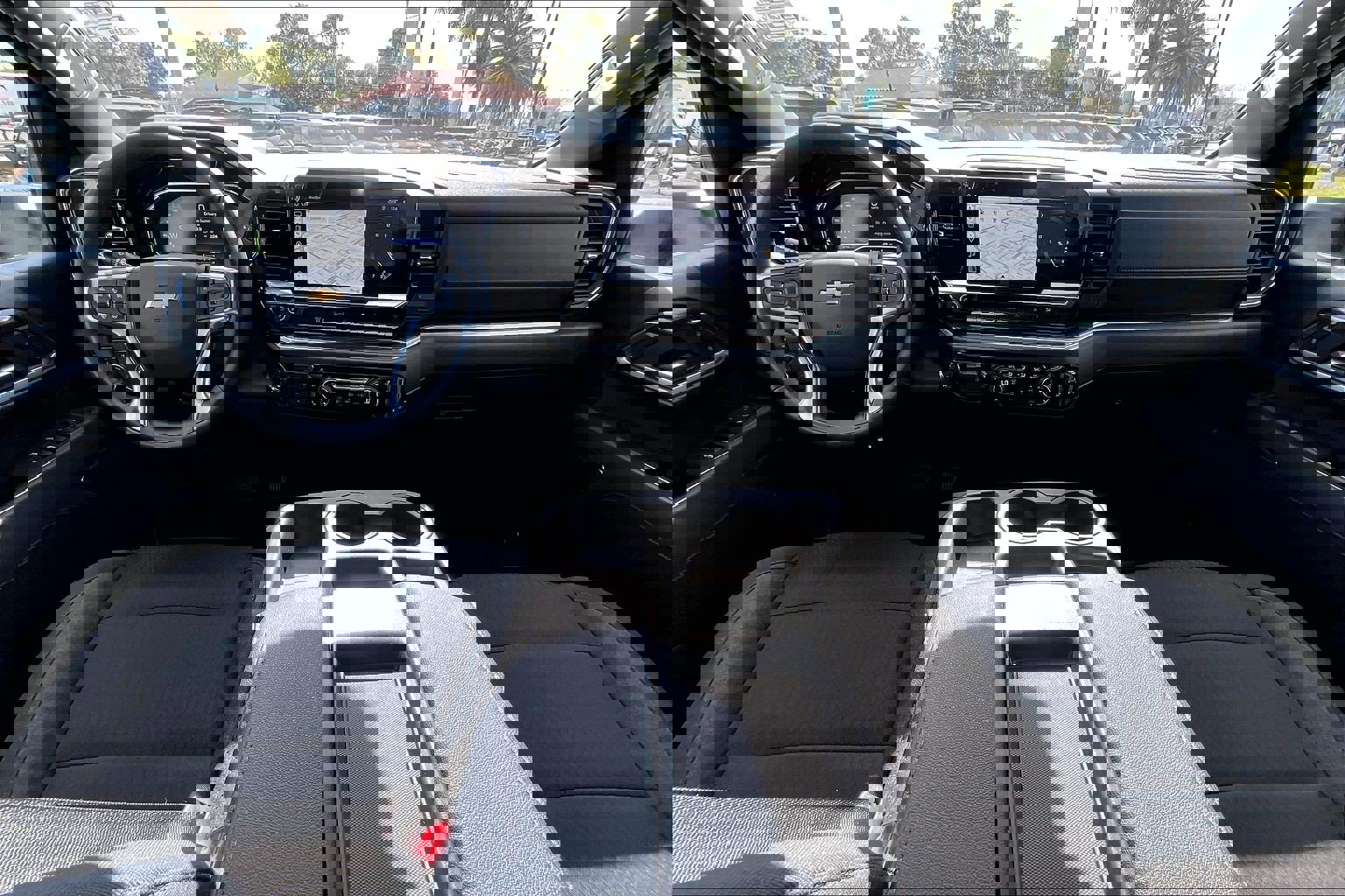 Certified 2025 Chevrolet Silverado 2500 LT w/ Convenience Package image 13