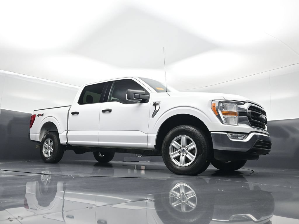Certified 2021 Ford F150 XLT w/ Equipment Group 301A Mid AWD/4WD image 4