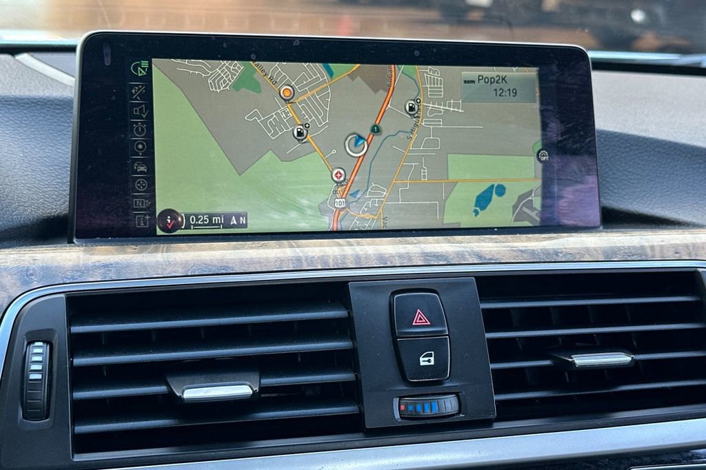 Used 2016 BMW 328i Sedan w/ Technology Package image 20