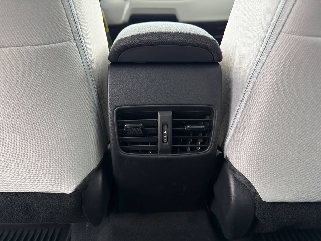Used 2026 Toyota Corolla Cross L FWD image 26
