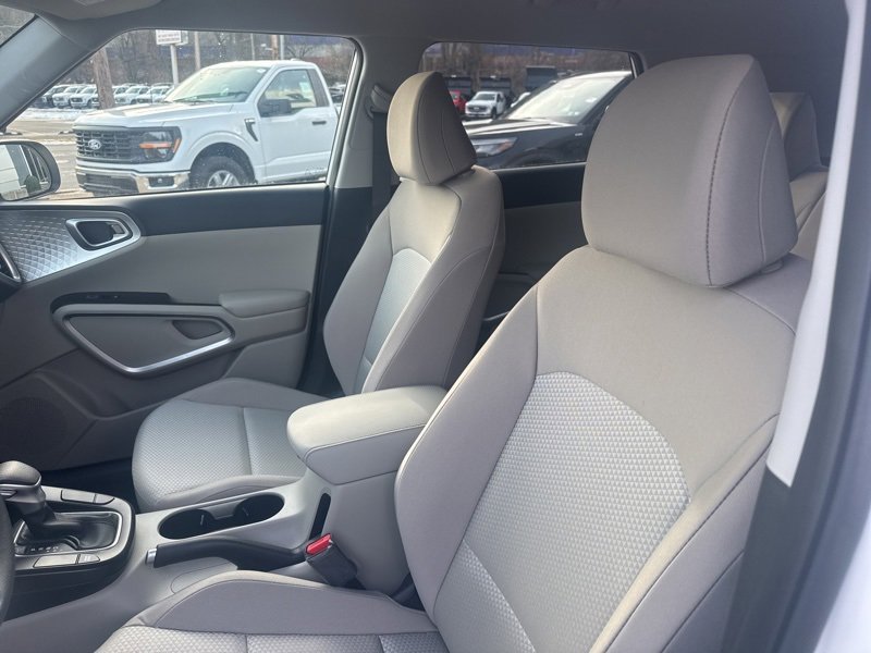 New 2025 Kia Soul LX w/ LX Technology Package image 19