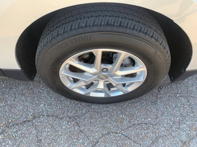 Used 2022 Chevrolet Equinox LT AWD/4WD image 10