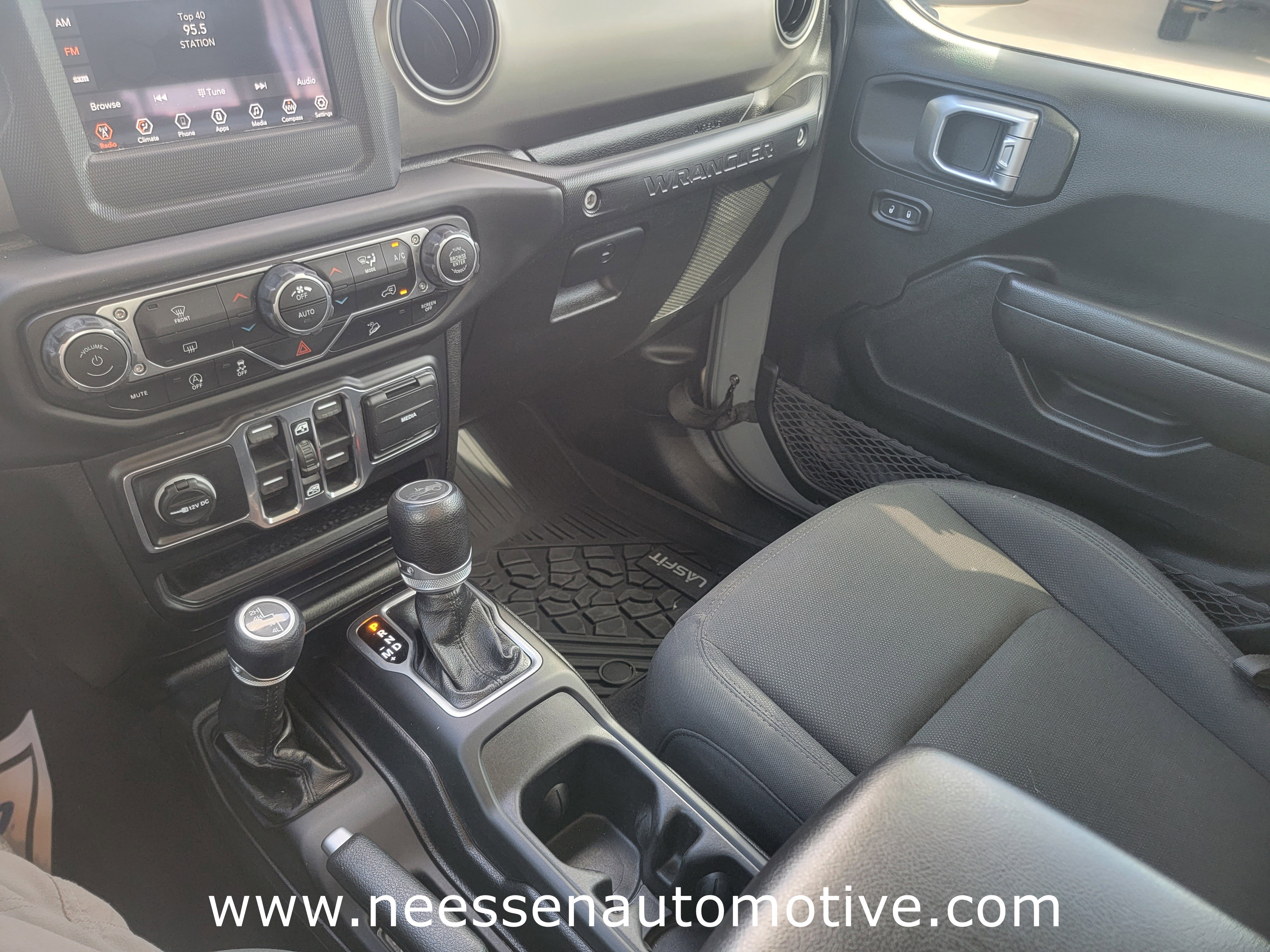 Used 2019 Jeep Wrangler Unlimited Sport S image 24