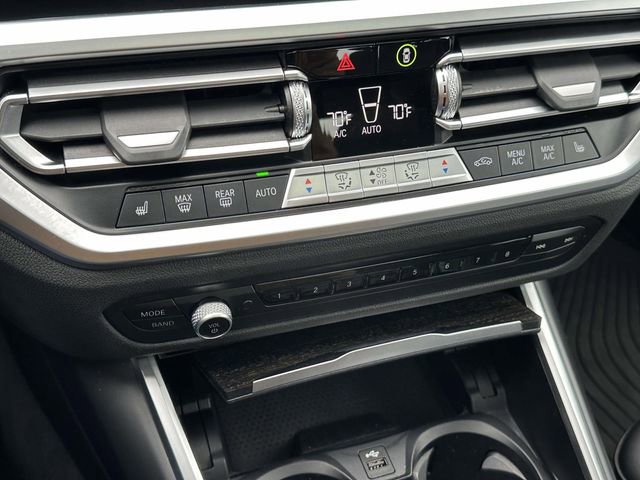 Used 2022 BMW 330i xDrive Sedan w/ Driving Assistance Package image 35