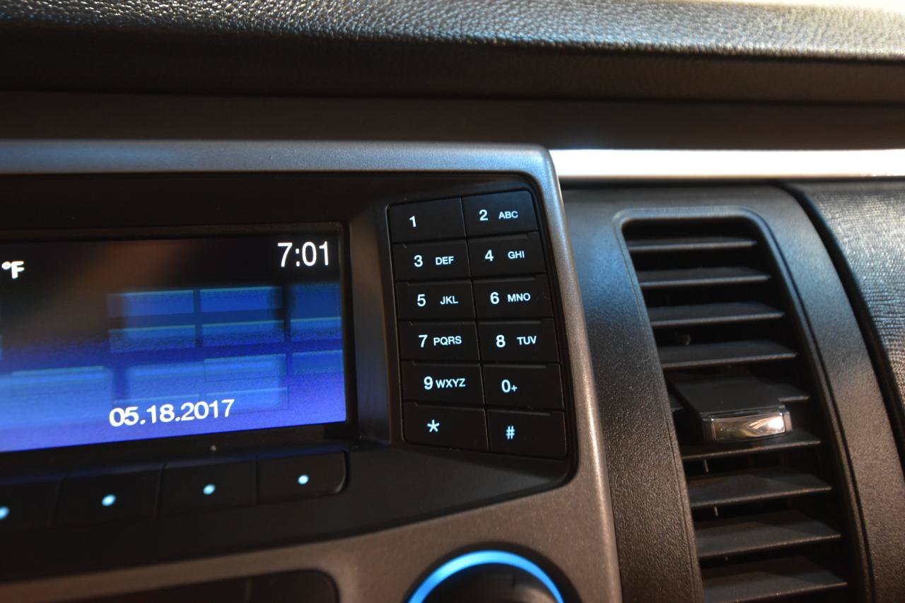 Used 2018 Ford Flex SE FWD image 17