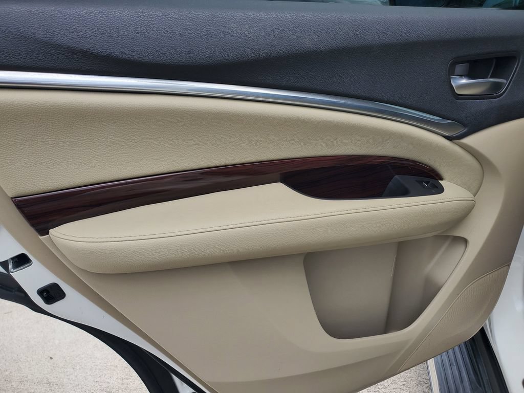 Used 2016 Acura MDX FWD image 15