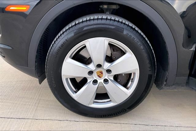 Used 2022 Porsche Cayenne AWD/4WD image 8