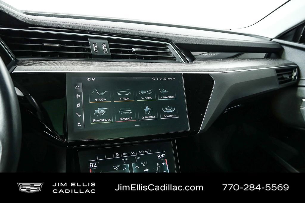 Used 2021 Audi e-tron Premium image 12