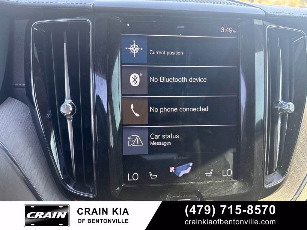 Used 2018 Volvo XC60 T5 Inscription w/ Convenience Package AWD/4WD image 16