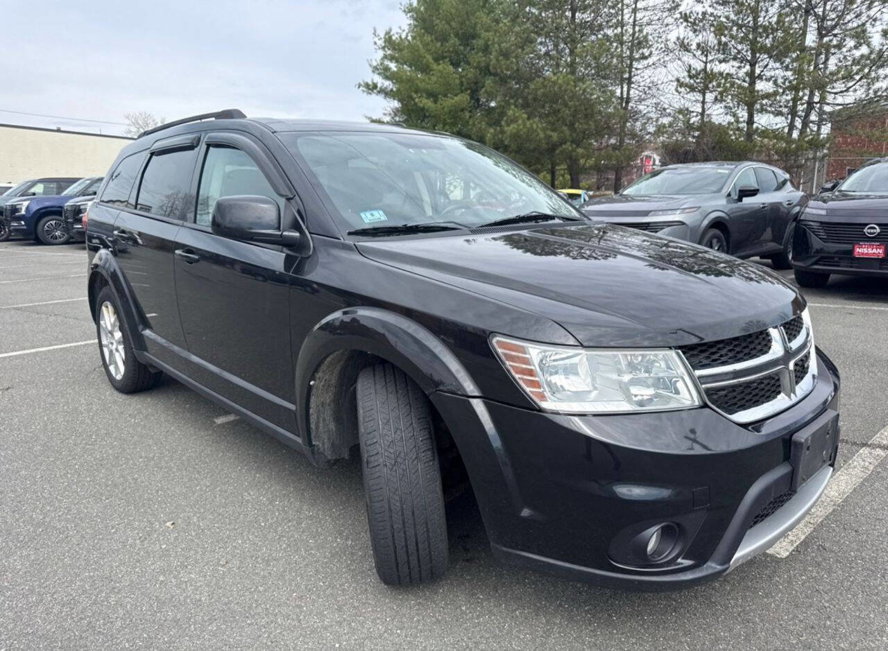 Used 2013 Dodge Journey SXT w/ Popular Equipment Group AWD/4WD image 3