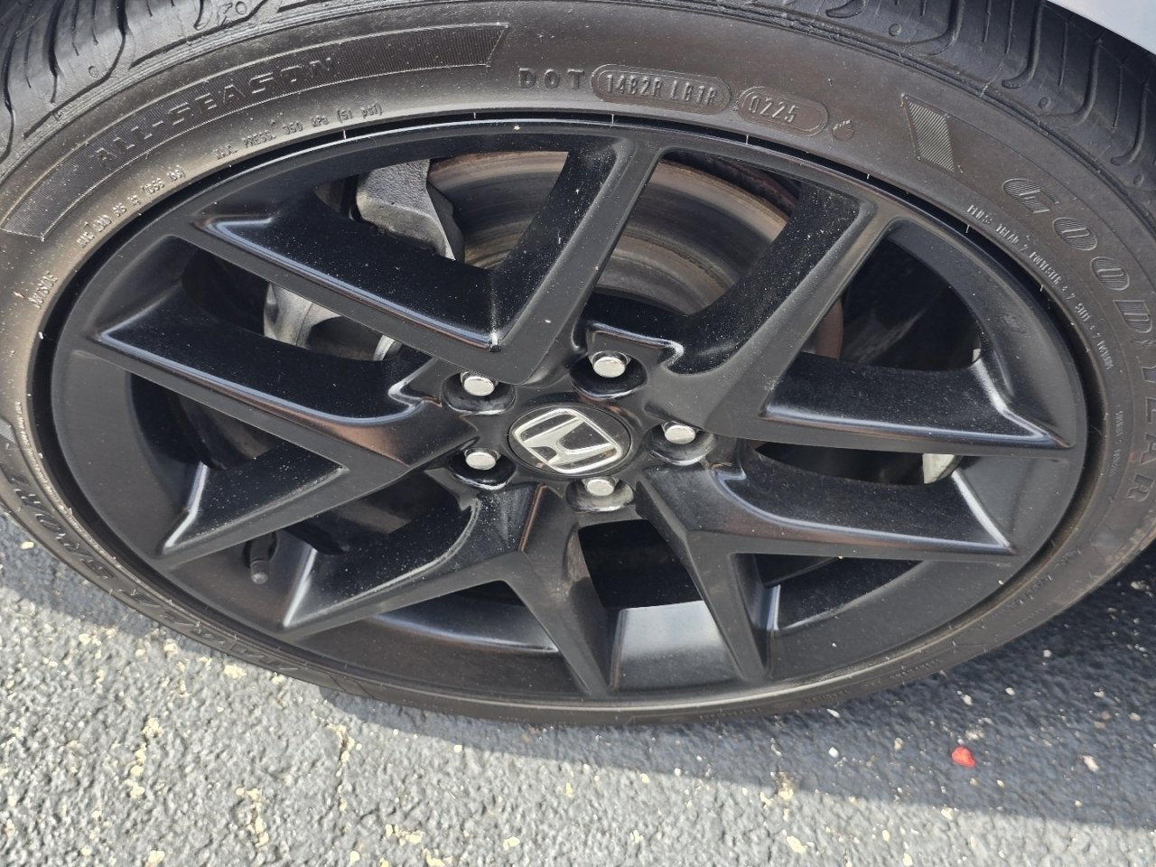 Used 2025 Honda Civic Sport image 25