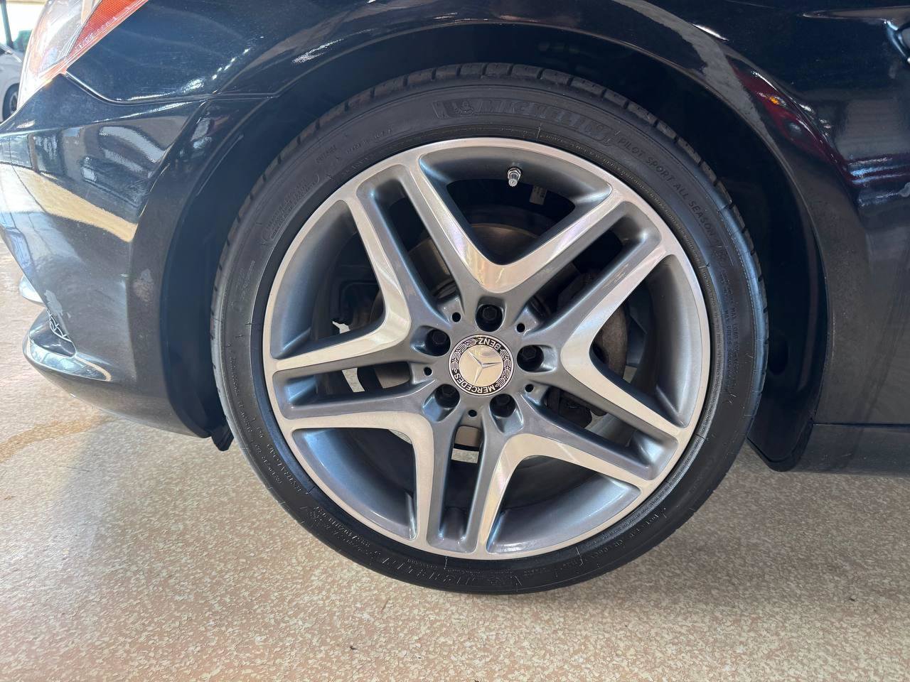 Used 2013 Mercedes-Benz SLK 250 image 39