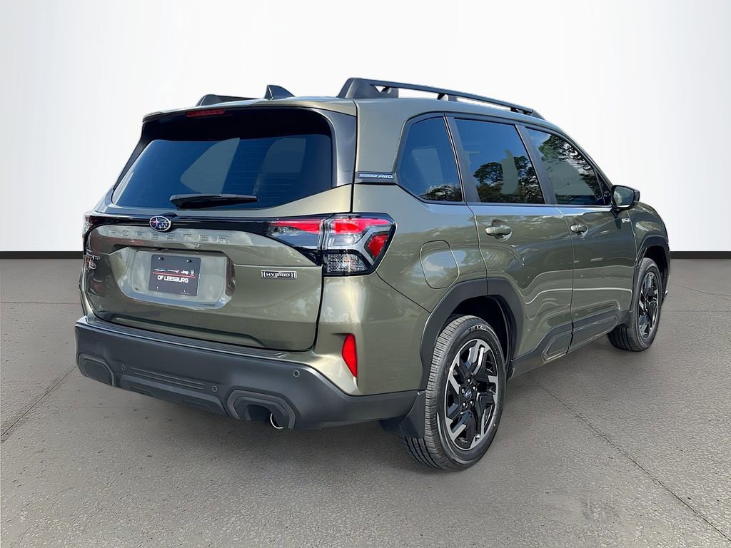 Used 2025 Subaru Forester Limited image 7
