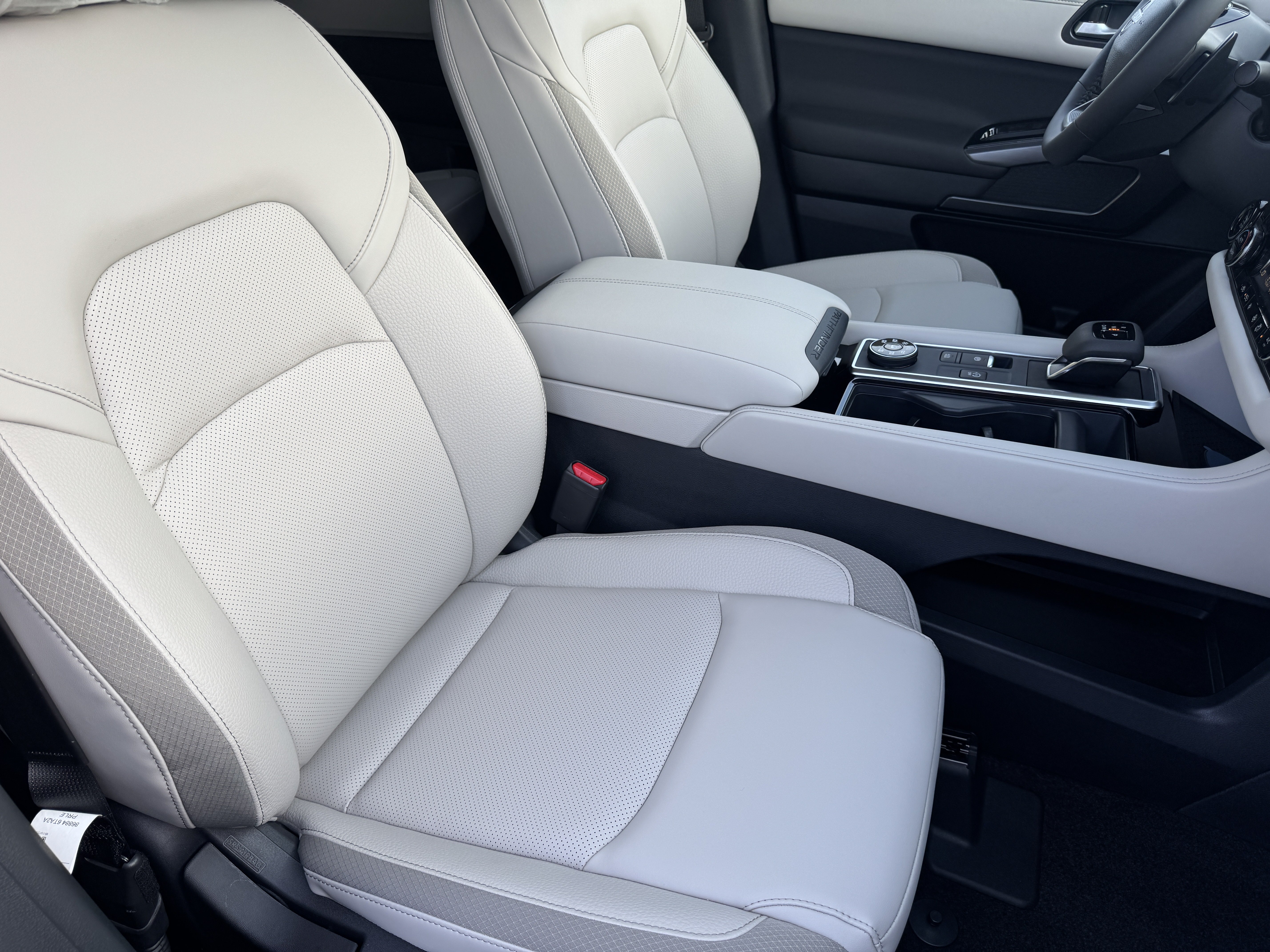 New 2026 Nissan Pathfinder SL AWD/4WD image 23