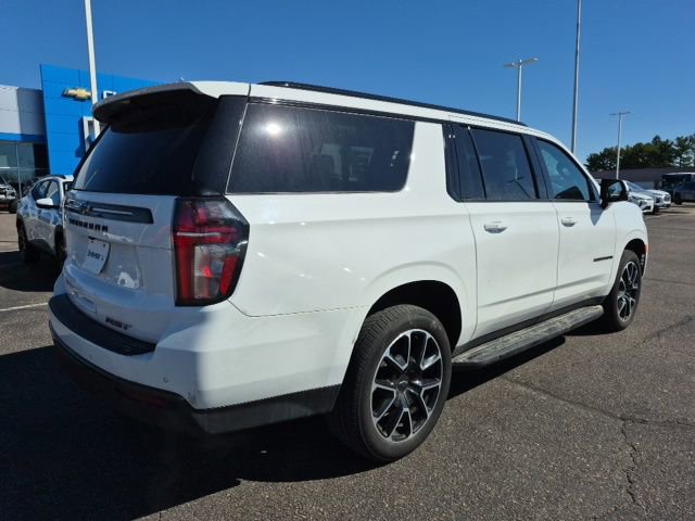 Used 2021 Chevrolet Suburban RST w/ Luxury Package image 7