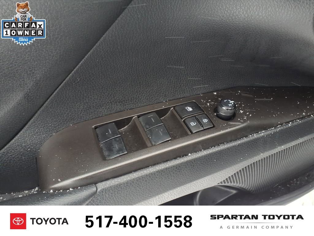Used 2024 Toyota Camry SE image 15