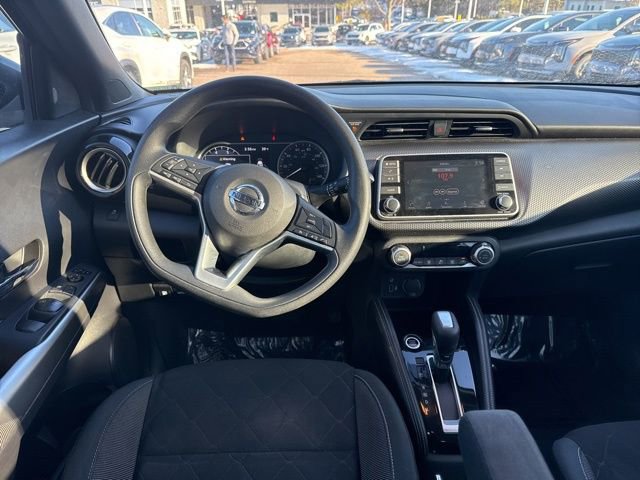 Used 2019 Nissan Kicks SV image 16