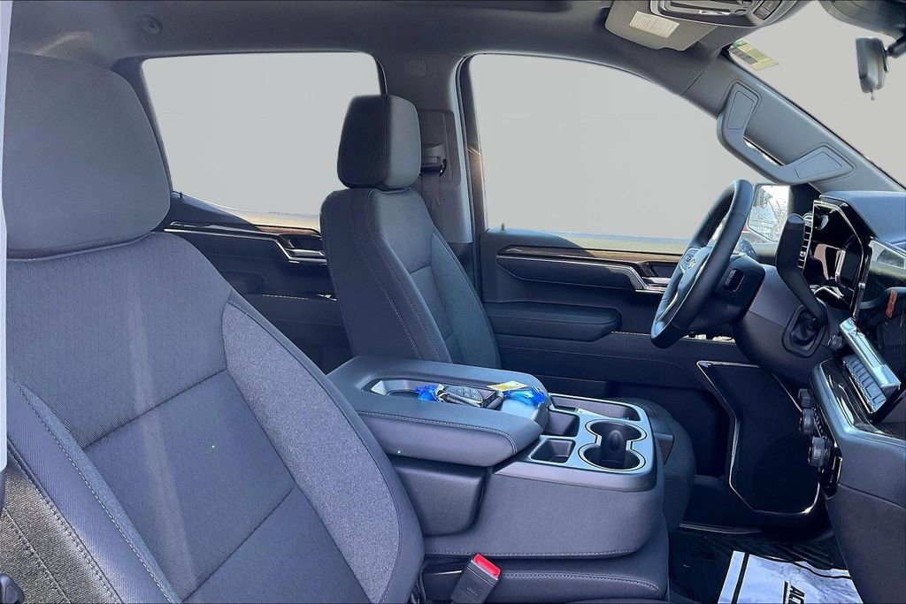 New 2025 Chevrolet Silverado 1500 LT AWD/4WD image 13