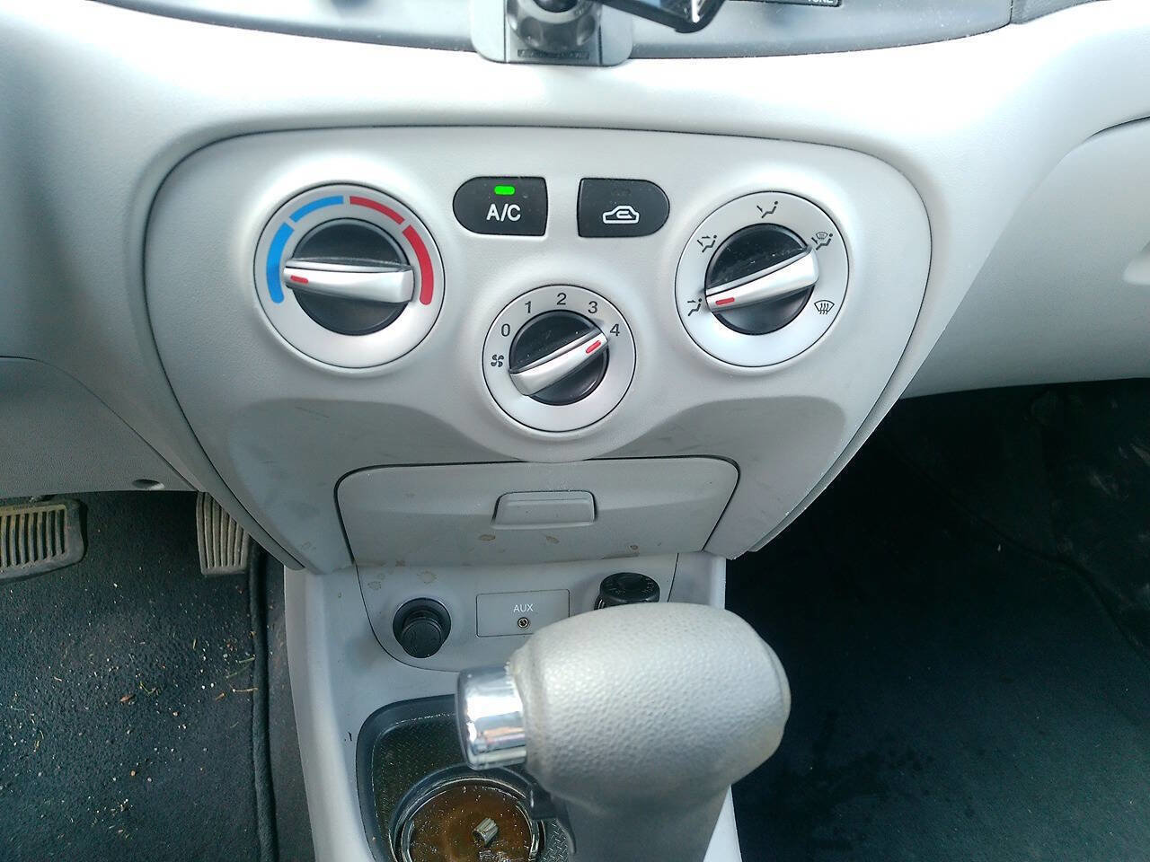 Used 2009 Hyundai Accent GLS w/ Popular Equipment Pkg 5 FWD image 32