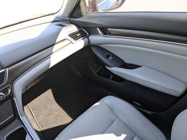 Used 2019 Honda Accord EX-L image 17