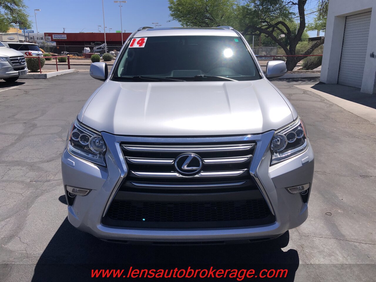 Used 2014 Lexus GX 460 w/ Premium Package AWD/4WD image 3