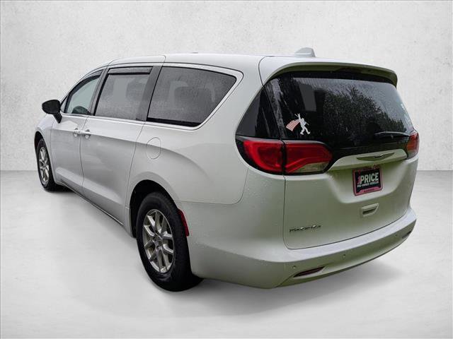 Used 2018 Chrysler Pacifica LX FWD image 7