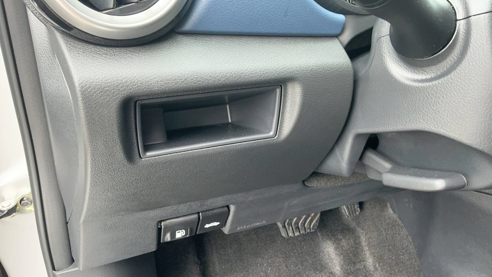 Certified 2025 Nissan Versa SV w/ Trunk Package FWD image 23