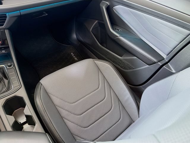 New 2026 Volkswagen Jetta SEL FWD image 26