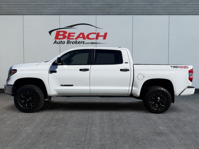 Used 2020 Toyota Tundra SR5 w/ TRD Off-Road Package AWD/4WD image 7
