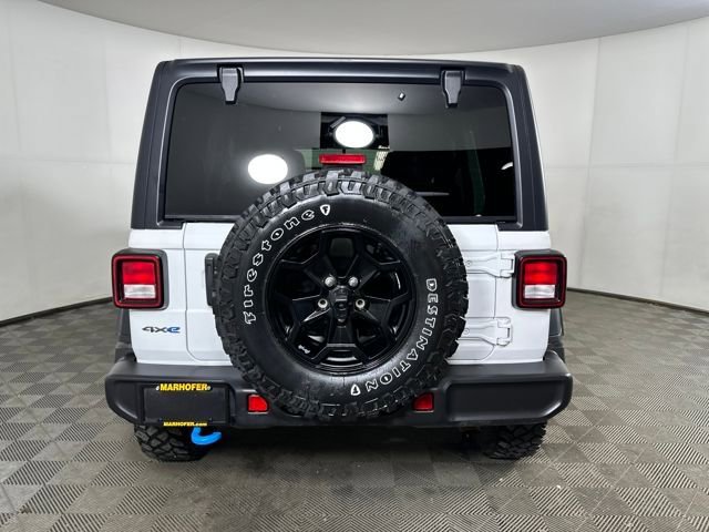 Used 2023 Jeep Wrangler Unlimited w/ Cold Weather Group AWD/4WD image 4