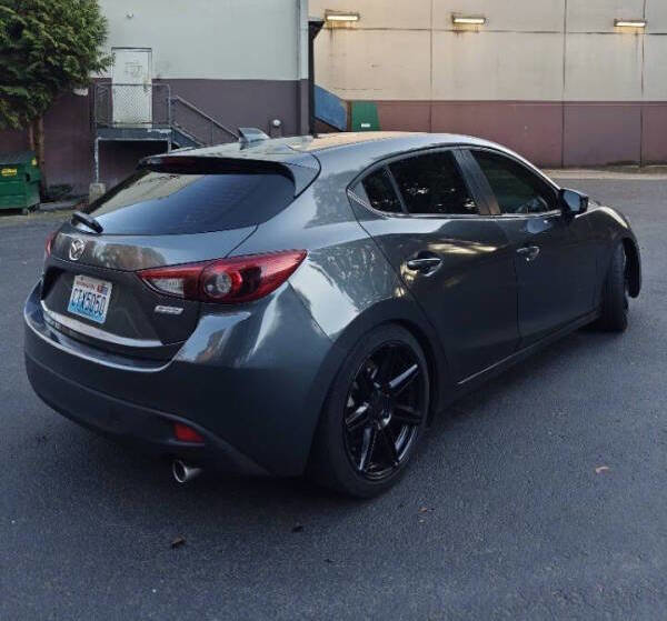 Used 2014 MAZDA MAZDA3 s Touring image 3