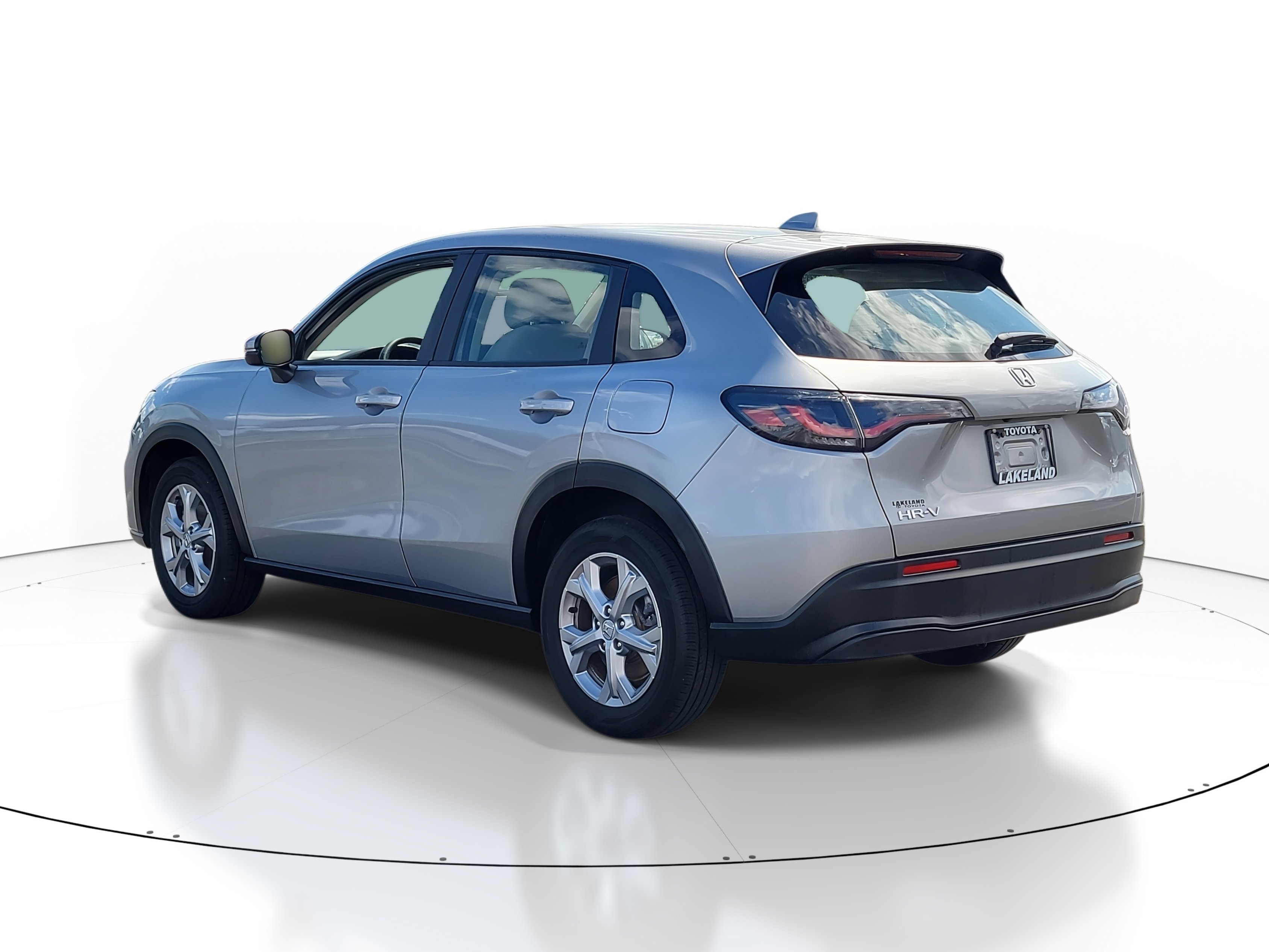 Used 2025 Honda HR-V LX image 5