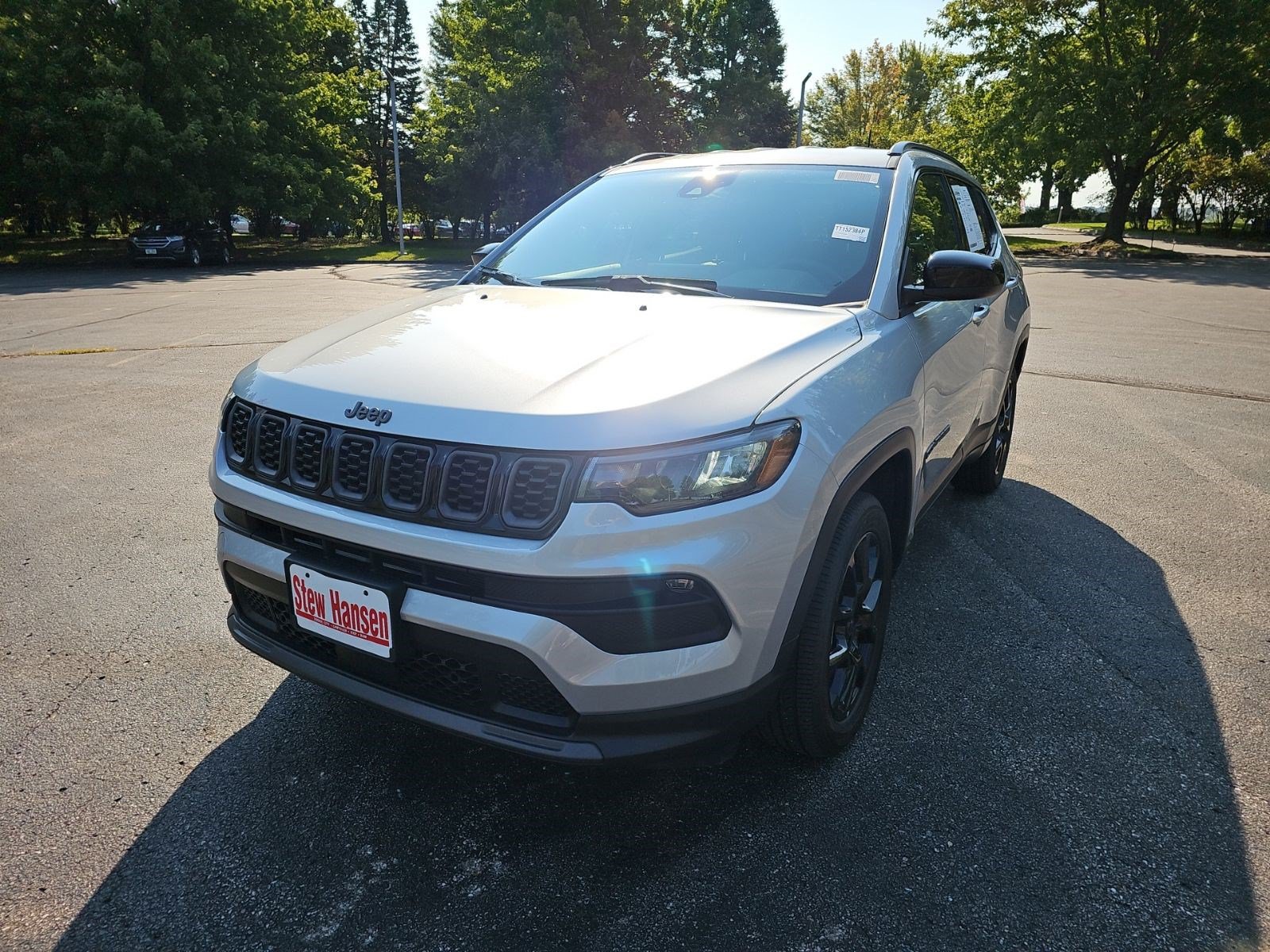 Used 2026 Jeep Compass Latitude w/ Quick Order Package 29K AWD/4WD image 2